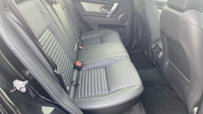 Land Rover Discovery Sport 2.0 D200 Dynamic SE 5dr Auto [5 Seat] Diesel Station Wagon